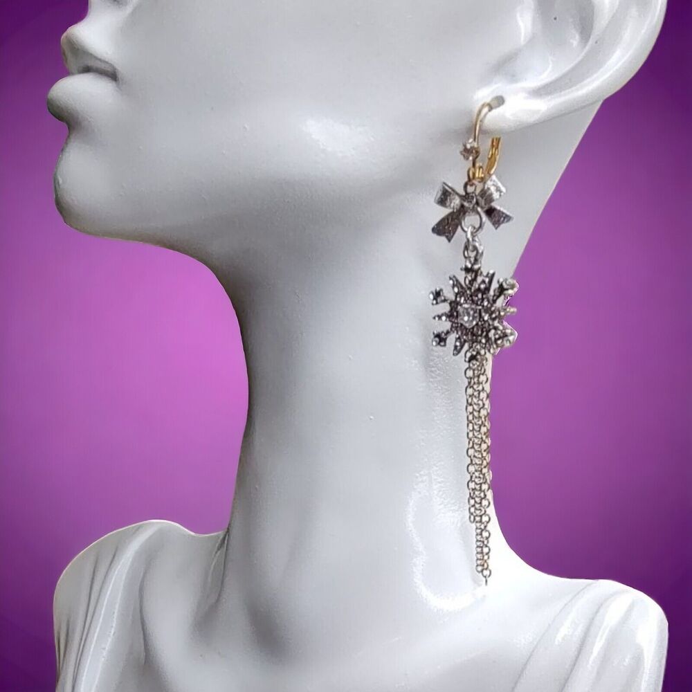 NWT Betsey Johnson Vintage Holiday Glam Dangle Earrings Shimmery Snowflake Bow